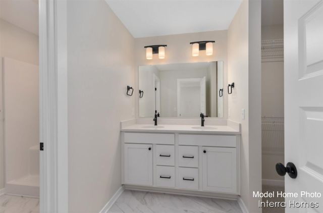 2181 Emerald Shore Circle Ne, Grand Rapids, MI 49505