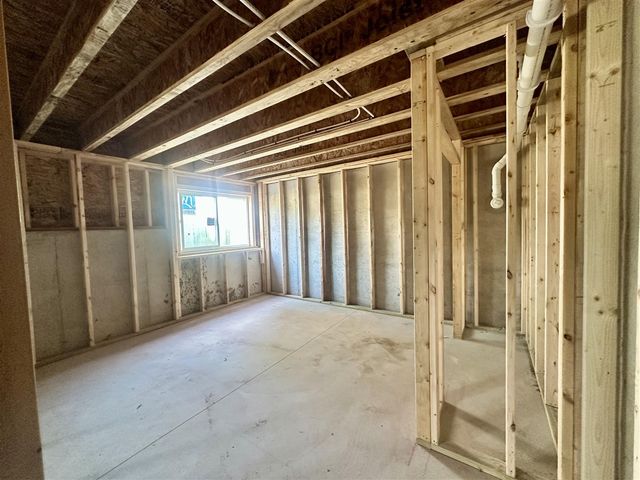 2181 Emerald Shore Circle Ne, Grand Rapids, MI 49505