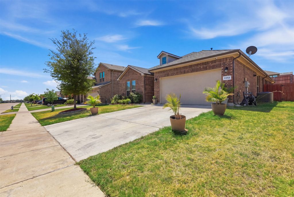 1112 Pacifica Trail, Cleburne, TX 76033 — photo 3