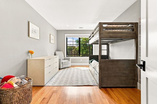 11 Locke St, Winchester, MA 01890