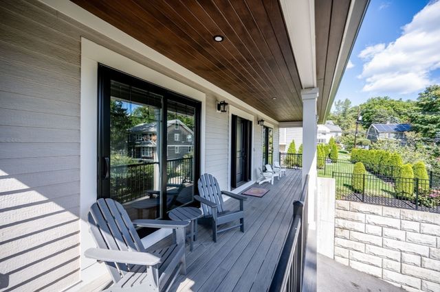 11 Locke St, Winchester, MA 01890