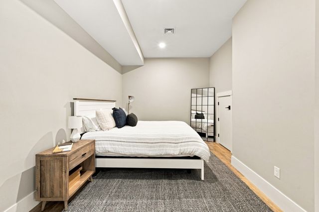 11 Locke St, Winchester, MA 01890