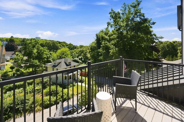 11 Locke St, Winchester, MA 01890