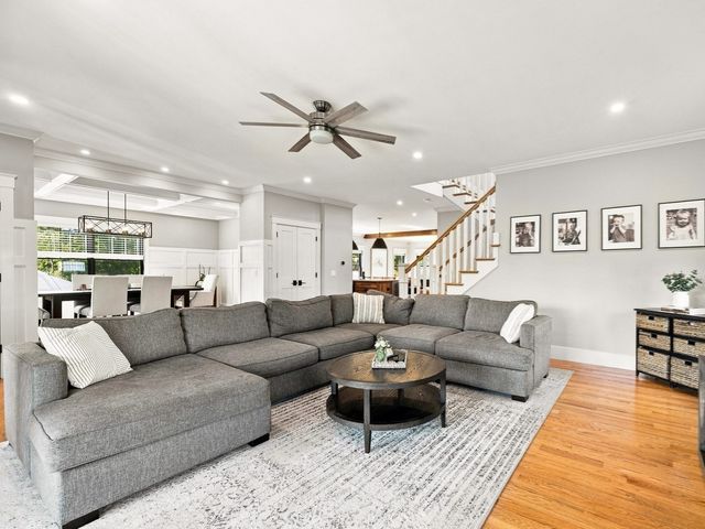 11 Locke St, Winchester, MA 01890