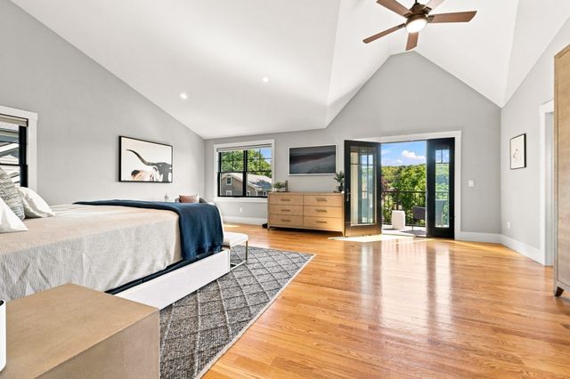 11 Locke St, Winchester, MA 01890