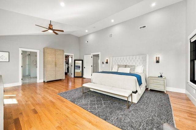 11 Locke St, Winchester, MA 01890