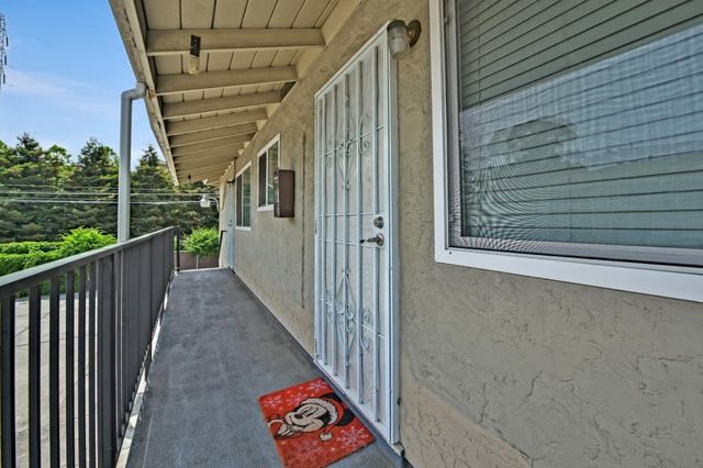 832 Deland Avenue, San Jose, CA 95128