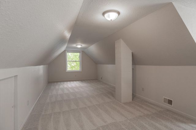 1183 Edgerton Street, Saint Paul, MN 55130