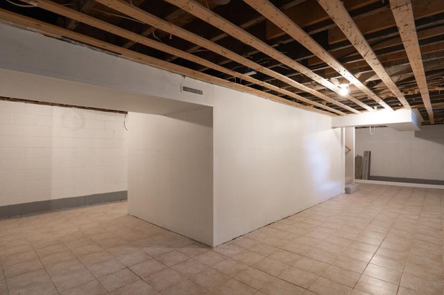 1183 Edgerton Street, Saint Paul, MN 55130