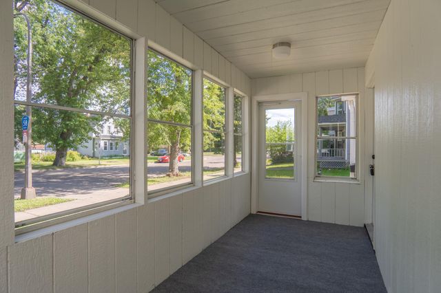 1183 Edgerton Street, Saint Paul, MN 55130