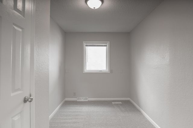 1183 Edgerton Street, Saint Paul, MN 55130