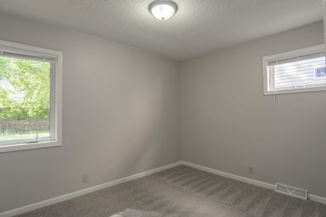 1183 Edgerton Street, Saint Paul, MN 55130