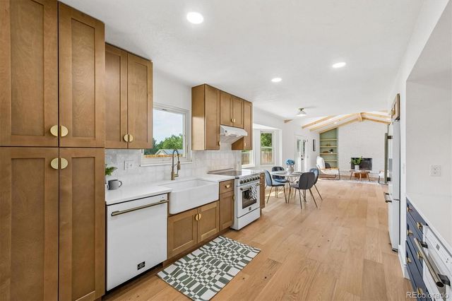 6449 S Locust Way, Centennial, CO 80111