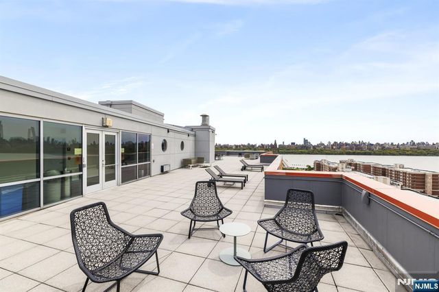 310 Hudson Park 310, Edgewater, NJ 07020