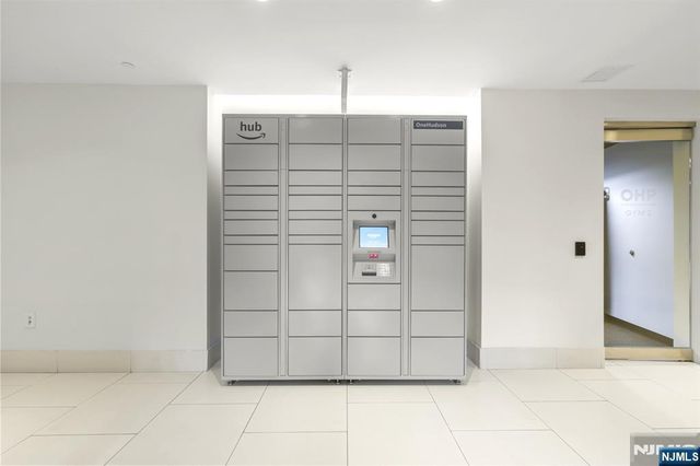 310 Hudson Park 310, Edgewater, NJ 07020