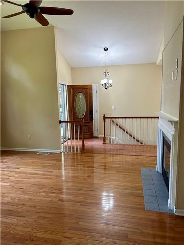 105 Eagle Court, Westminster, SC 29693