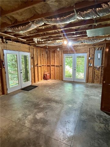 105 Eagle Court, Westminster, SC 29693