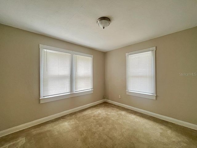 10106 N ARDEN AVENUE, Tampa, FL 33612