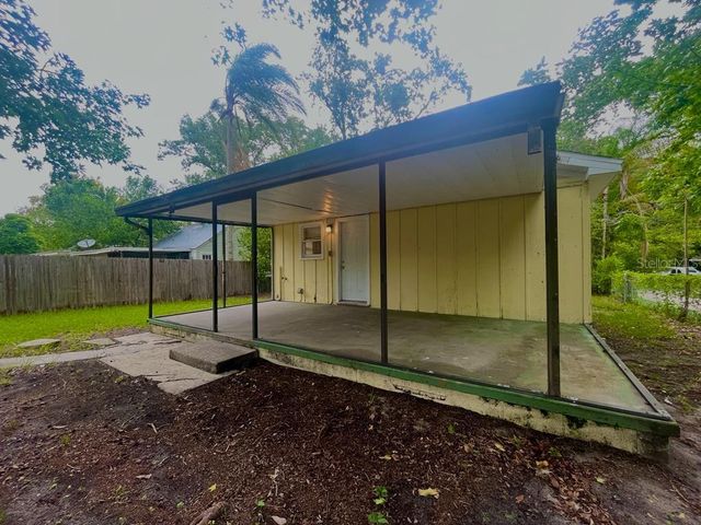 10106 N ARDEN AVENUE, Tampa, FL 33612