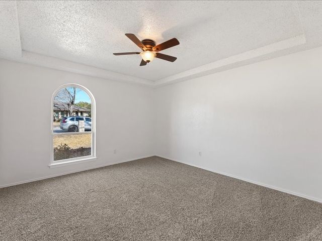 146 Meadowbrook Drive, Desoto, TX 75115