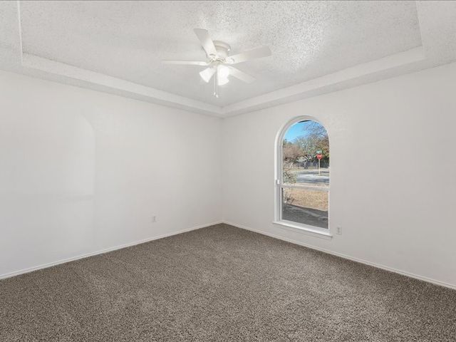 146 Meadowbrook Drive, Desoto, TX 75115