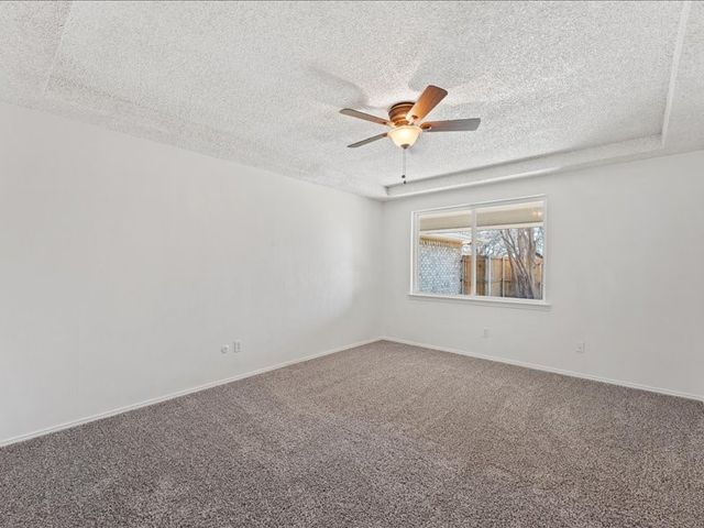 146 Meadowbrook Drive, Desoto, TX 75115