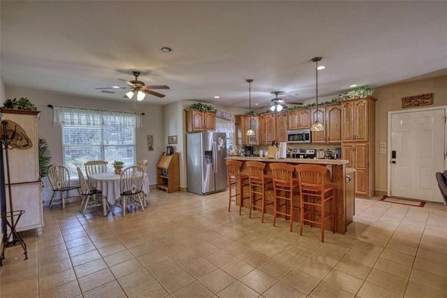 194 Burtom Rd, Eatonton, GA 31024