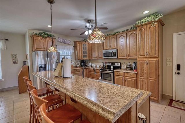 194 Burtom Rd, Eatonton, GA 31024