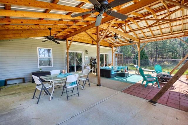 194 Burtom Rd, Eatonton, GA 31024