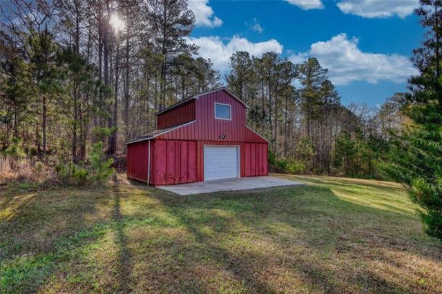 194 Burtom Rd, Eatonton, GA 31024
