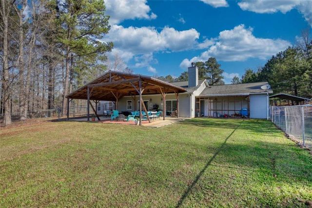 194 Burtom Rd, Eatonton, GA 31024