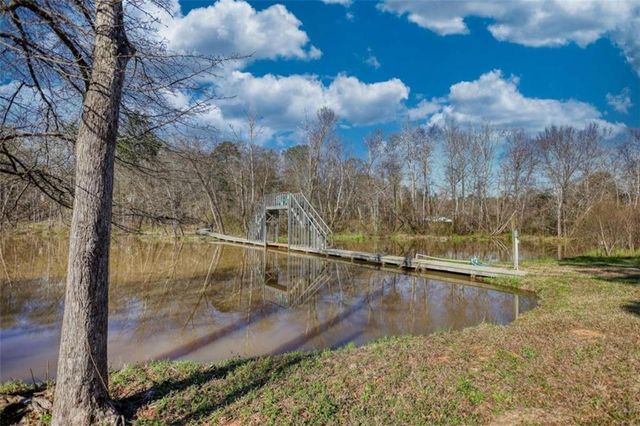 194 Burtom Rd, Eatonton, GA 31024