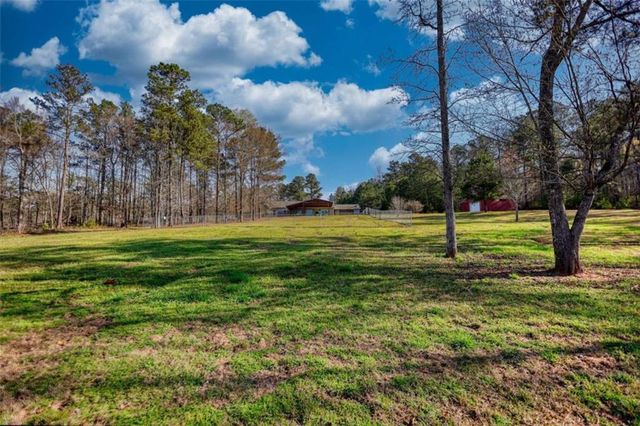 194 Burtom Rd, Eatonton, GA 31024