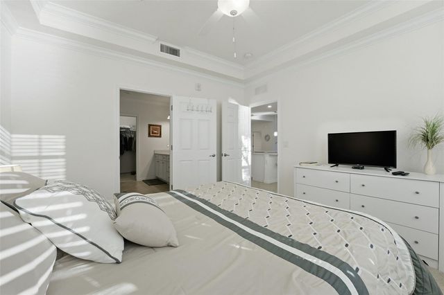 10054 CROOKED CREEK DRIVE 102, Venice, FL 34293