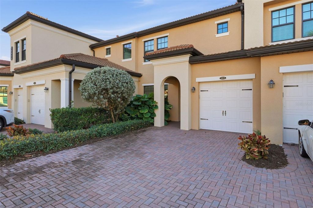 10054 CROOKED CREEK DRIVE 102, Venice, FL 34293