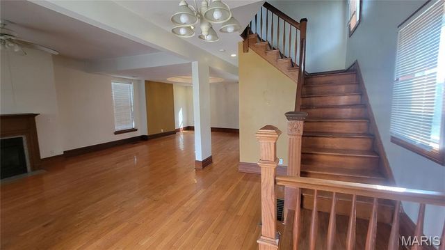 5734 Maple Avenue, St Louis, MO 63112