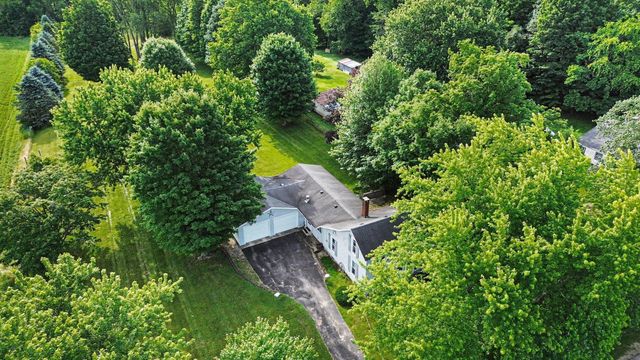 58655 Penn Road, Cassopolis, MI 49031