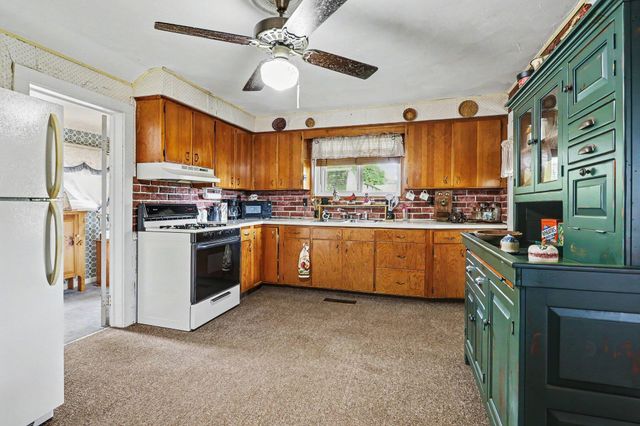 58655 Penn Road, Cassopolis, MI 49031