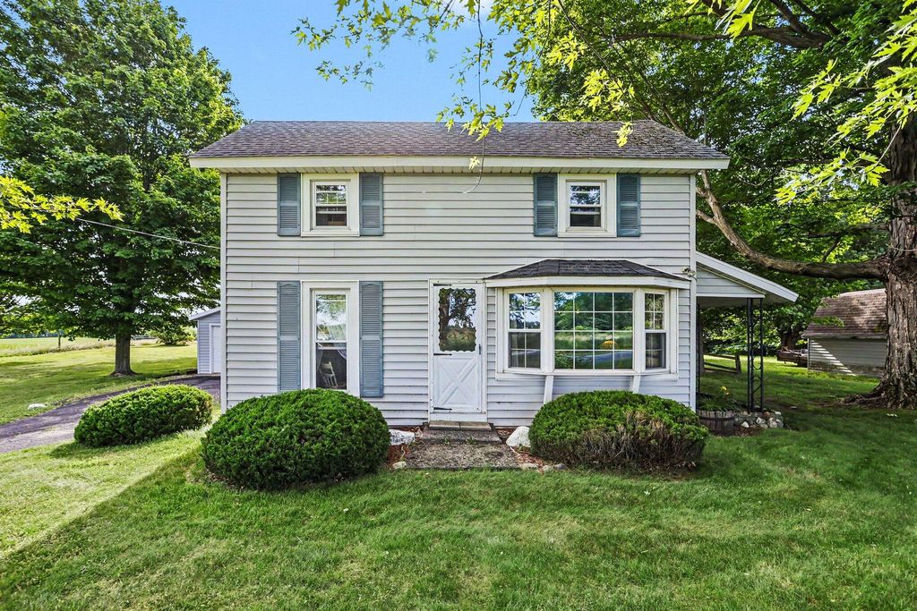 58655 Penn Road, Cassopolis, MI 49031