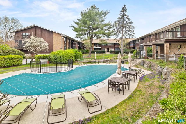 154 Cold Spring Road 47, Stamford, CT 06905