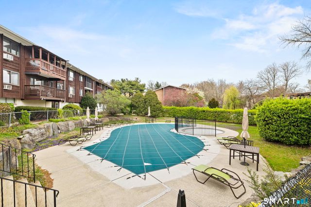 154 Cold Spring Road 47, Stamford, CT 06905