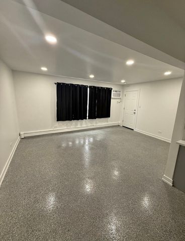 6005 W 35th Street 2, Cicero, IL 60804