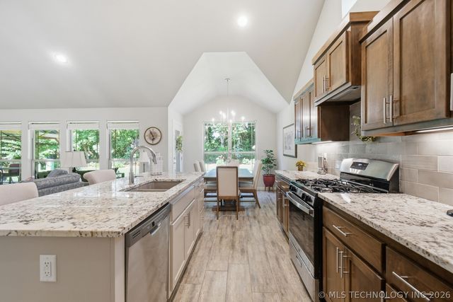13828 S 21st Street E, Bixby, OK 74008