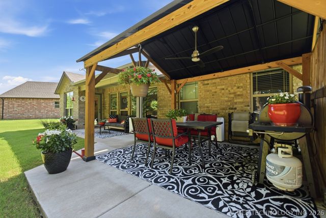 13828 S 21st Street E, Bixby, OK 74008