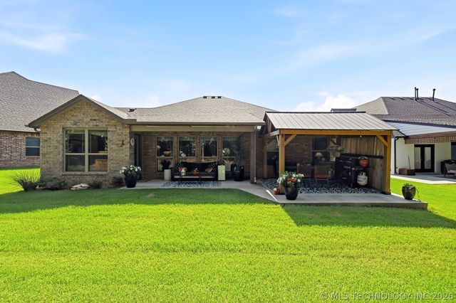 13828 S 21st Street E, Bixby, OK 74008