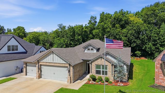13828 S 21st Street E, Bixby, OK 74008