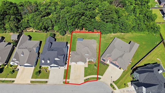 13828 S 21st Street E, Bixby, OK 74008