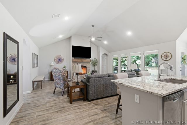 13828 S 21st Street E, Bixby, OK 74008