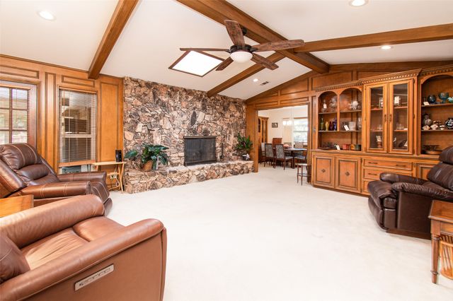 10856 Carissa Drive, Dallas, TX 75218