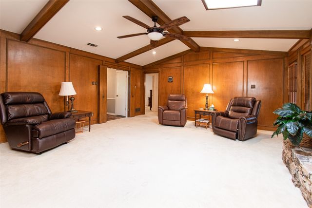 10856 Carissa Drive, Dallas, TX 75218